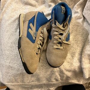 Hi-Tec Blue and gray cycling shoes